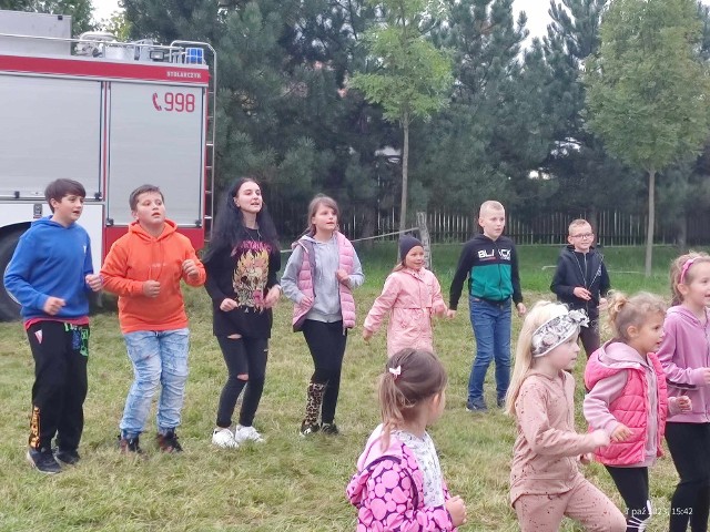 Podczas pikniku dzieciaki świetnie się bawiły