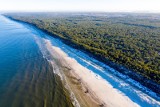 Puste plaże w Polsce – gdzie je znaleźć nad Bałtykiem? Tam odpoczniecie, unikając tłumu i hałasu. 10 rzadko uczęszczanych plaż