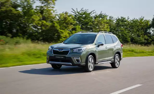 Subaru Forester e-Boxer to trzeci model zbudowany na Subaru Global Platform. Ta konstrukcja nadwozia i podwozia poprawia osiągi i zapewnia doskonałe właściwości jezdne. Fot. Subaru