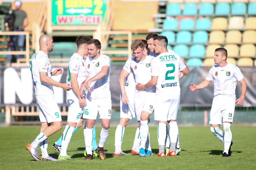 2 liga. Stal Stalowa Wola wygrała z Górnikiem Łęczna po golu Kacpra Śpiewaka w samej końcówce! (ZDJĘCIA)