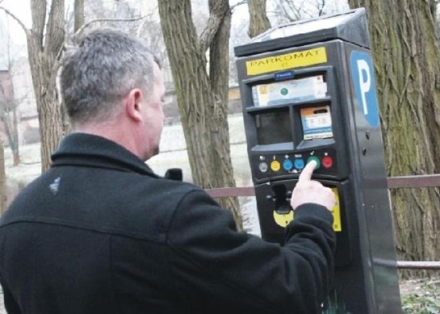 Pierwsza godzina parkowania nie może kosztować więcej niż 3 zł