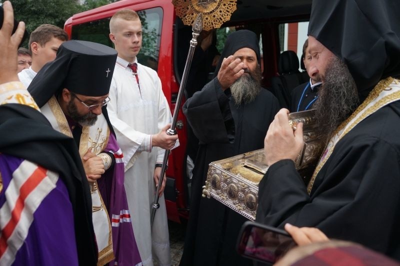 Relikwie św. Marii Magdaleny i Świętego Krzyża opuściły Białystok (zdjęcia, wideo)