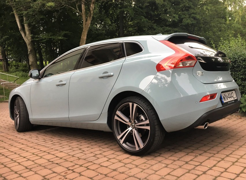 Volvo V40 D4 - test...