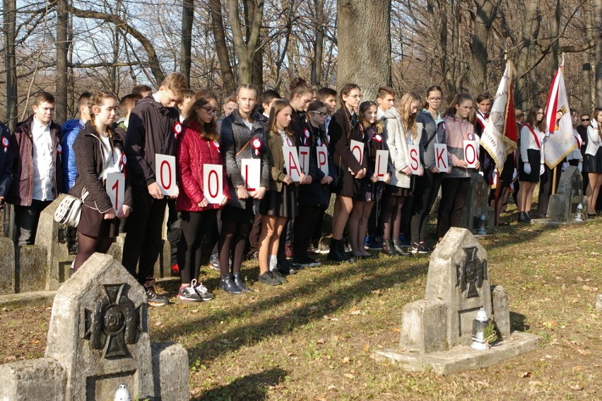 Święto Niepodległości w Gminie Gorlice z mszą świętą na zagórzańskim cmentarzu