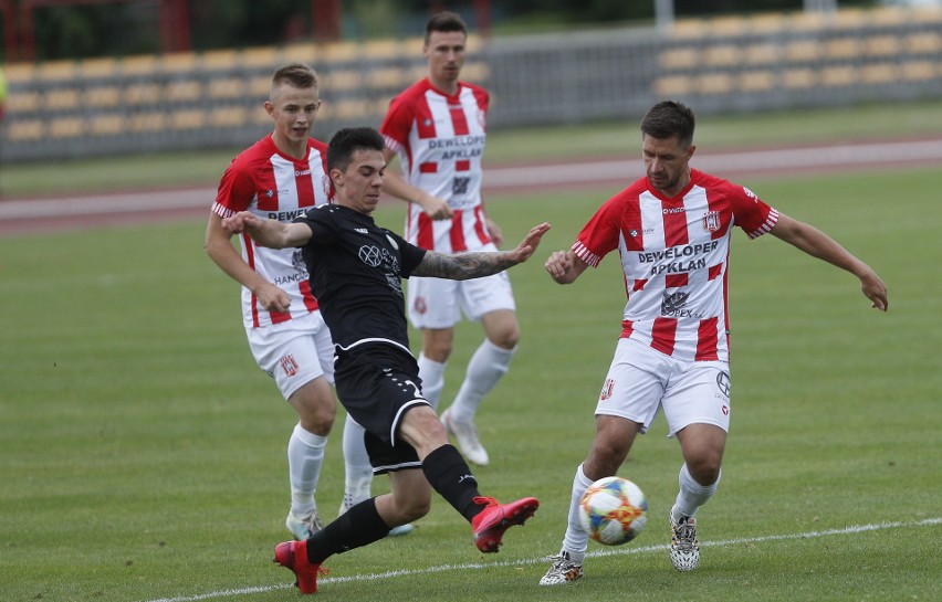 Resovia Rzeszów remisuje u siebie z Górnikiem Polkowice 1:1...