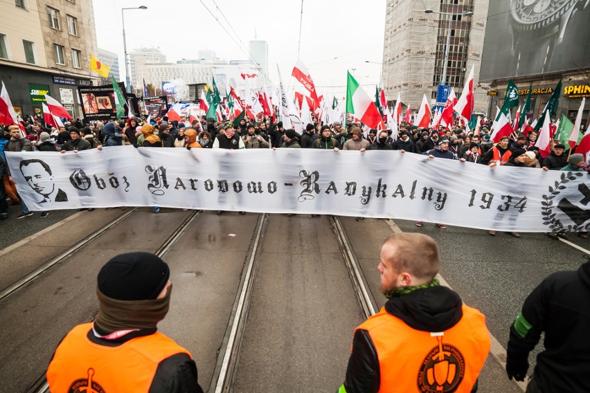 Na razie organizują marsze, ale młodzi narodowcy nie...