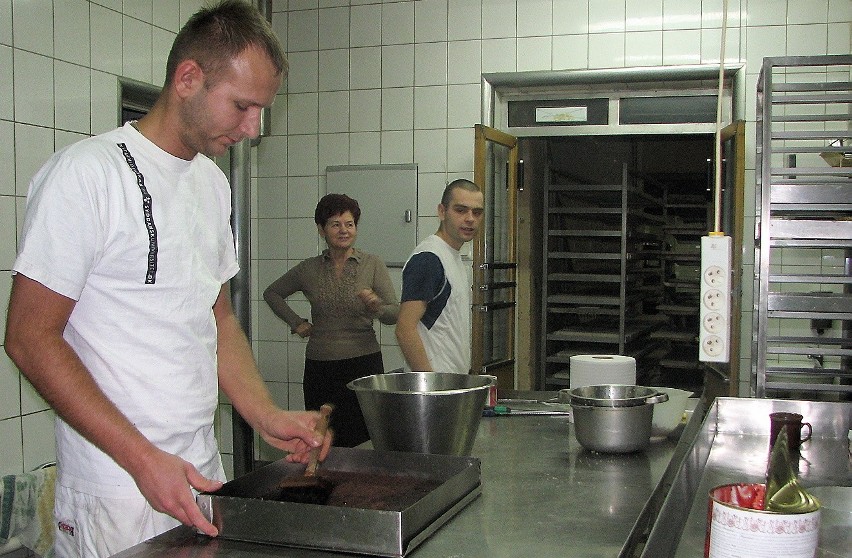 Zygmunt Spychała - Rzemieślnik Roku '09 - jego piekarnia i cukiernia w Grudziądzu 