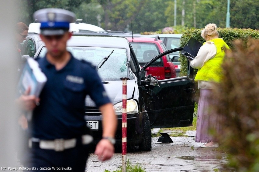 Wrocław: Pościg na Oporowie. Policja oddała strzały (ZDJĘCIA)