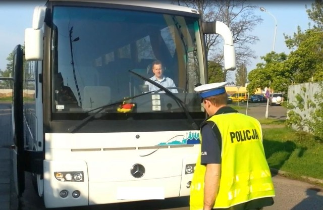 Ma być bezpiecznie na plażach, na ścieżkach rowerowych, w autokarach i na obozach. Służby województwa kujawsko-pomorskiego zapewniają, że do sezonu są przygotowane