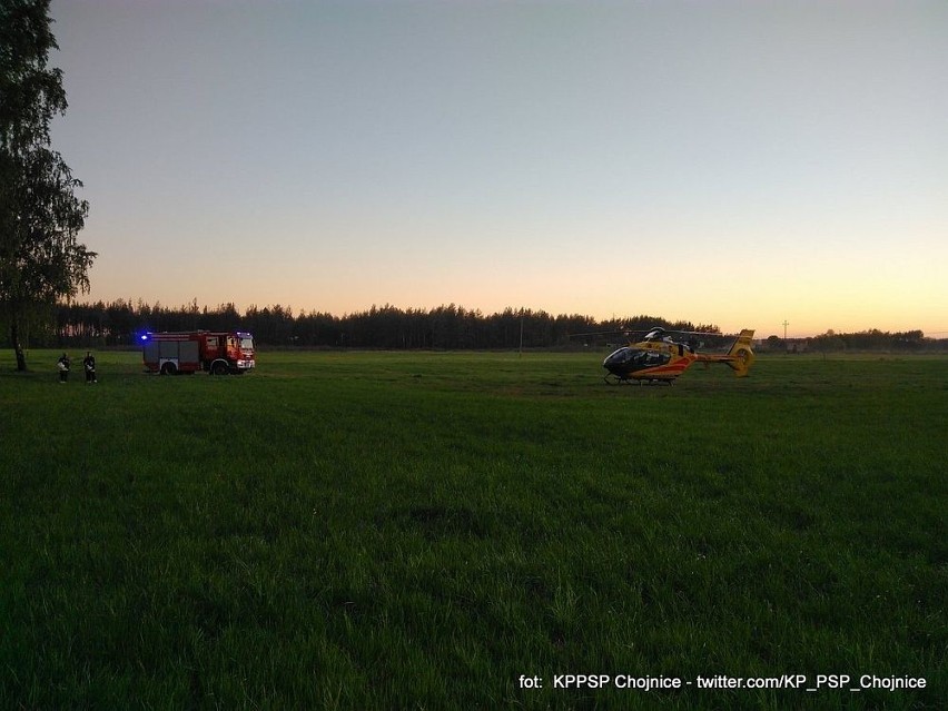 Wypadek w gminie Brusy. 41-letni motocyklista wjechał w ciągnik. Zmarł po kilku godzinach [zdjęcia]