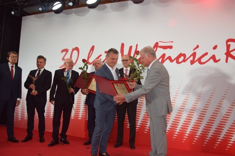 Radomscy laureaci nagród przedsiębiorczości „30 lat Wolności RP” na gali w hotelu Sangate