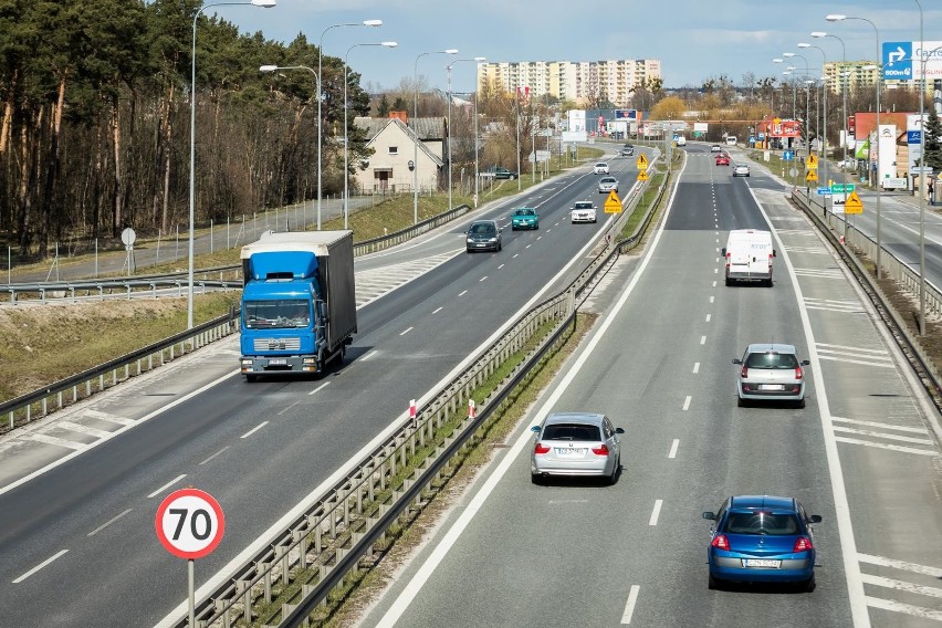 Łączne miesięczne wynagrodzenie przy takich założeniach to...