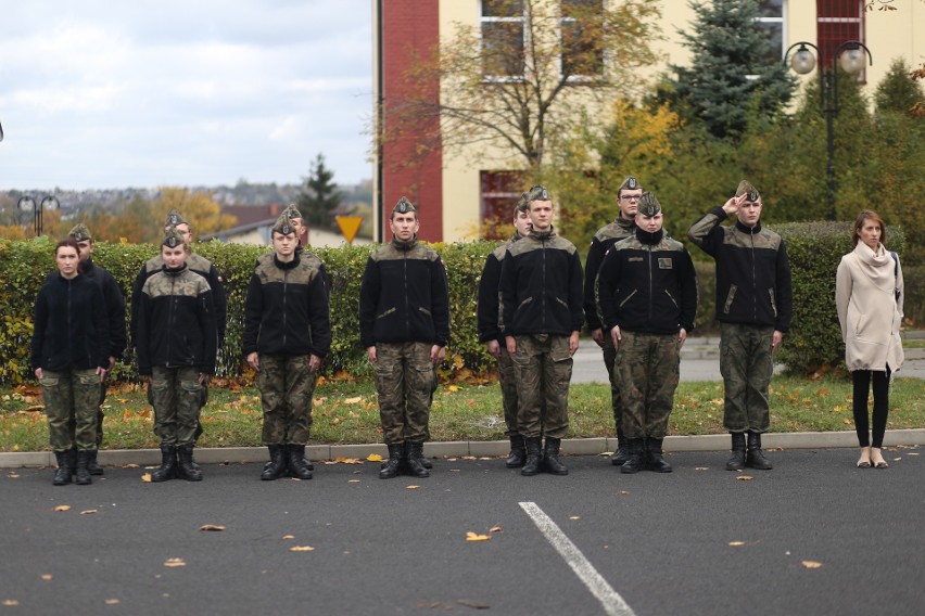 Bytomskie koszary wojskowe otwarte. 34. Śląski Dywizjon...