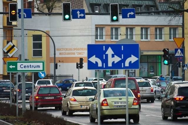 Zakorkowane skrzyżowanie Focha i Królowej JadwigiZakorkowane skrzyżowanie Focha i Królowej Jadwigi