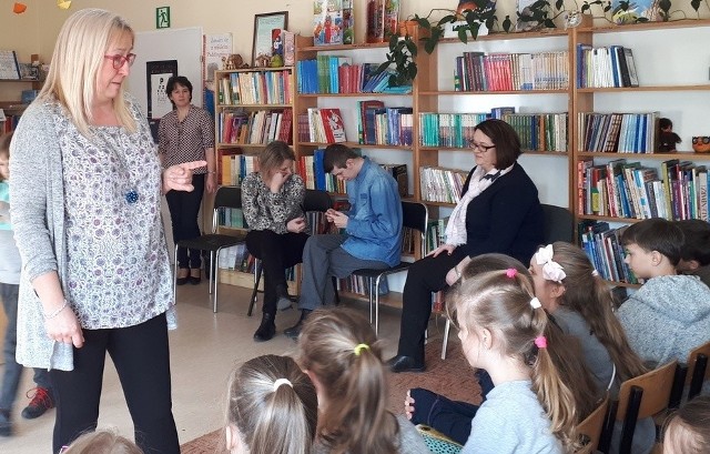 Pisarka Agnieszka Frączek - w ramach Tygodnia Kultury Języka 2018 - gościła w buskiej bibliotece.