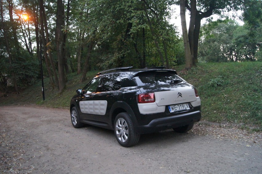 Citroën C4 Cactus to samochód osobowy typu crossover, klasy...