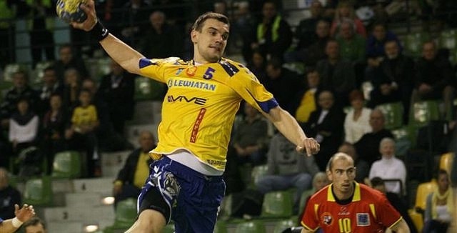 Michał Jurecki rzucił trzy gole dla Vive.