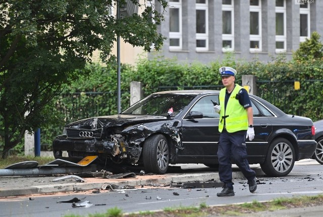 Wypadek na skrzyżowaniu ul. Mickiewicza z ul. Twardowskiego – 21.08.2021