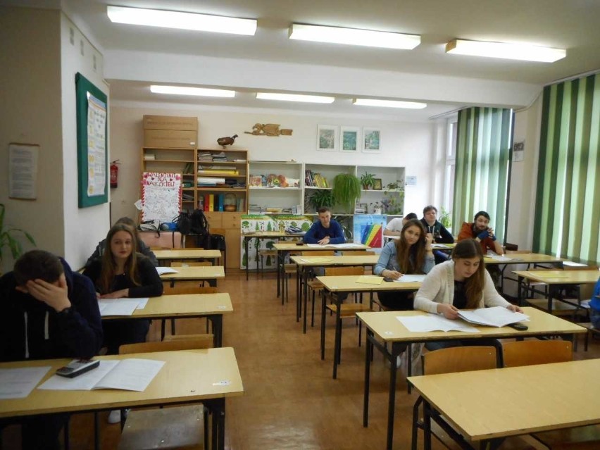 Próbna matura 2018 w Starachowicach w III Liceum Ogólnokształcącym. Matematyka trudniejsza niż język polski