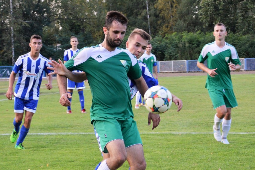 Bogdan Swarzyński (z piłką), czyli doświadczenie w starciu z...