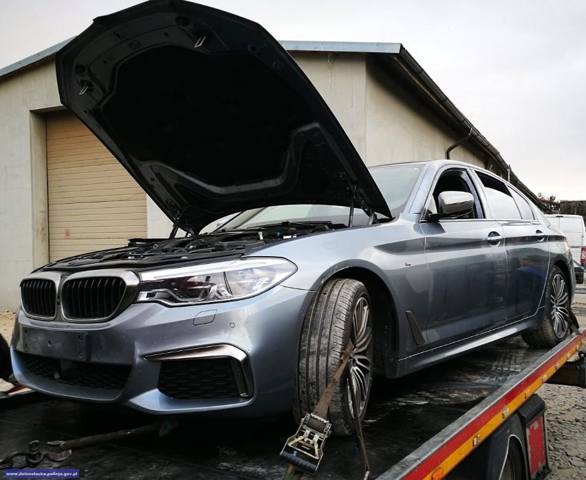 Policjanci ze Szczecina pomogli odzyskać BMW warte pół miliona złotych
