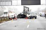 Śmiertelny wypadek na autostradzie A4. Bus przewożący kilka osób uderzył w pojazd techniczny. Wstrząsające zdjęcia ku przestrodze