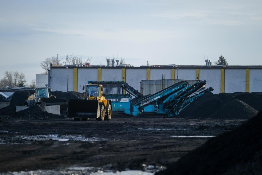 Polska Grupa Górnicza chce rozszerzać współpracę z dostawcami węgla. Spółka poszukuje Kwalifikowanych Dostawców Węgla. Ruszyły przetargi