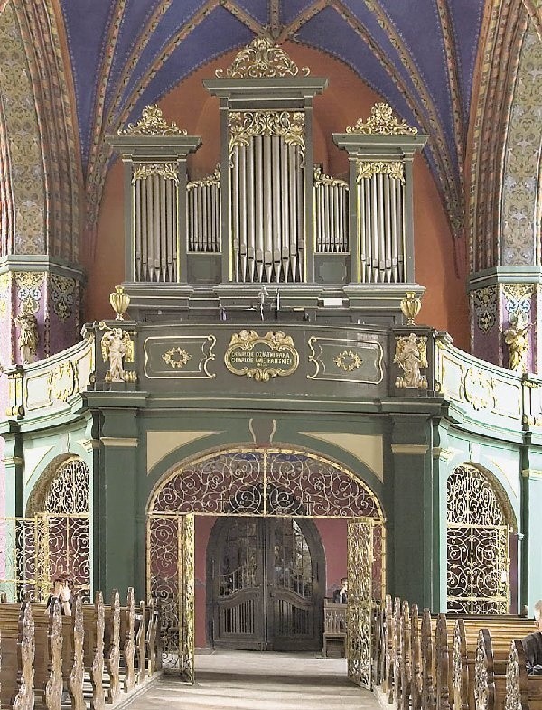 Organy w Katedrze Bydgoskiej. W 80 procentach  zbudowane są z drewna.