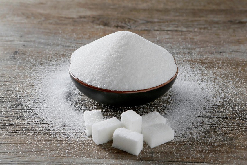 Oto TOP 10 najlepszych zamienników cukru. Tym możesz zastąpić cukier [lista]