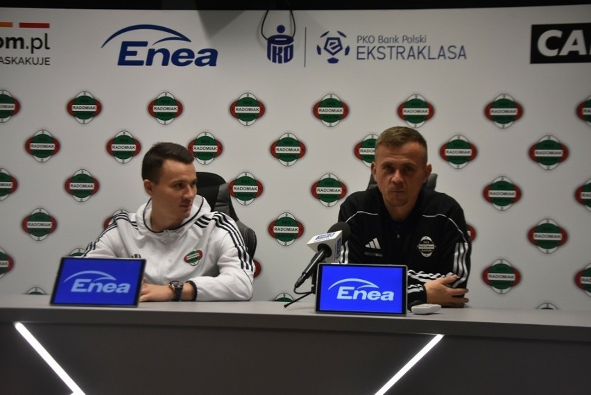 Damian Markowski (z lewej strony) rzecznik prasowy i Maciej...
