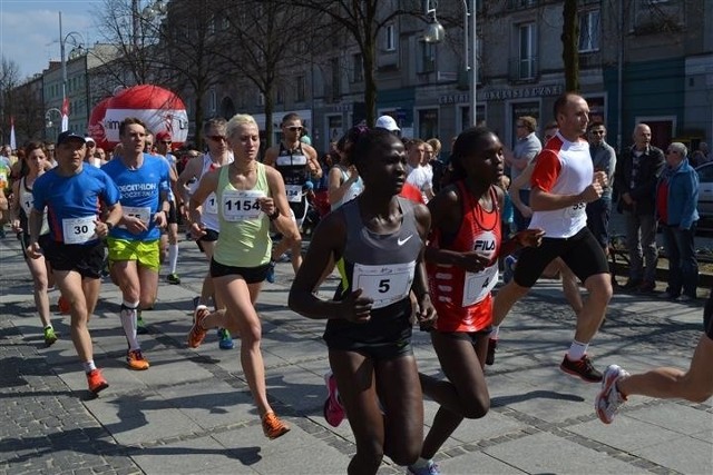 Bieg Częstochowski 2015: Kenijczyk Abel Kibet Rop zwyciężył w VII Biegu Częstochowskim (dystans 10 km). Zwycięzca uzyskał czas (29:56) i wyprzedził swojego rodaka Henry Kemboi (30:11) i Ukraińca Rusłana Pecznikova (31:26).