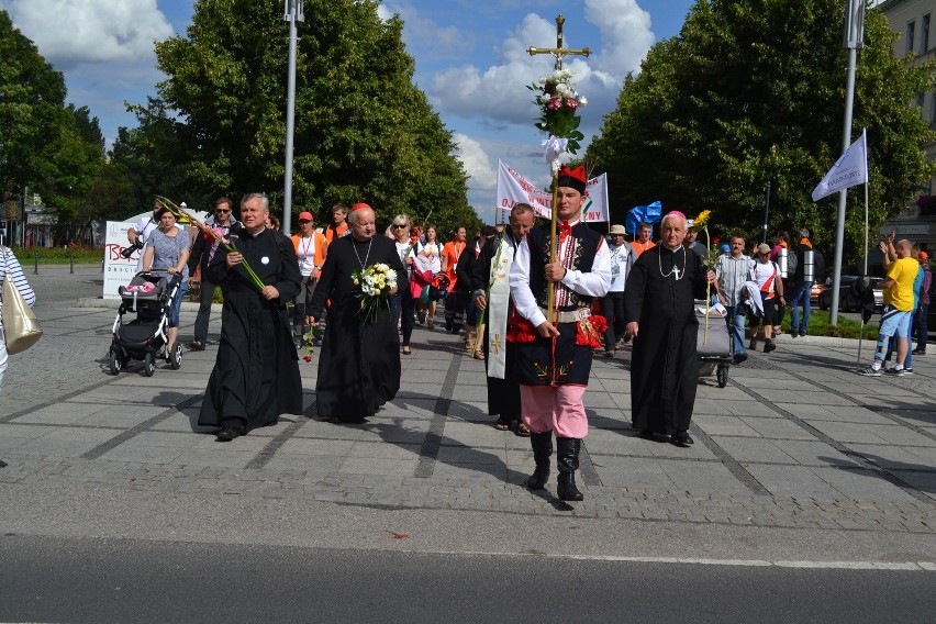 Pielgrzymka Krakowska dotarła na Jasną Górę [ZDJĘCIA]