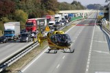 Wypadek na autostradzie A2 koło Łodzi. Karambol 3 samochodów. Rannych zabrało Lotnicze Pogotowie Ratunkowe