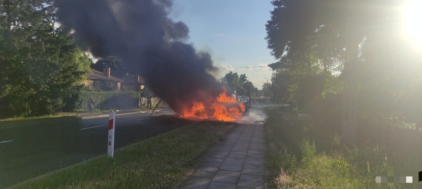Wypadek i pożar samochodów w Brzózce (gmina Krosno...