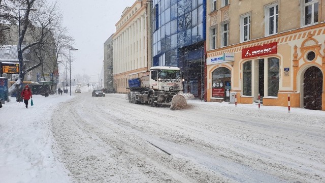 Opole. Zima na drogach kosztowała o połowę więcej, niż przed rokiem