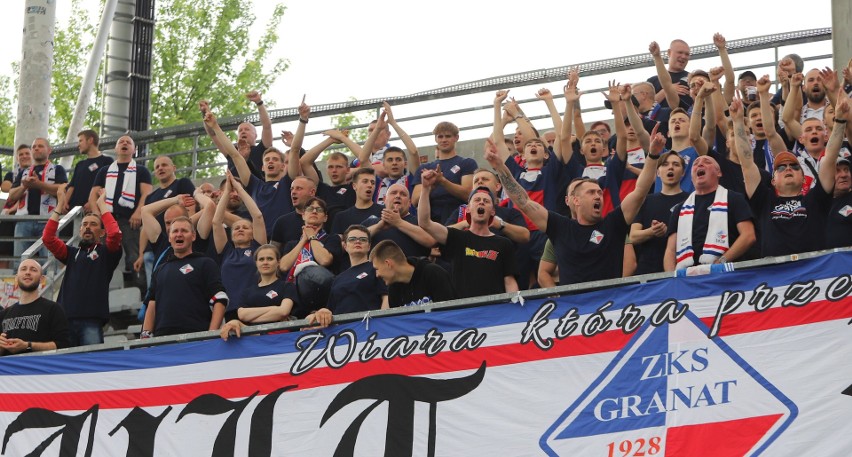 Kilkuset kibiców Granatu Skarżysko dopingowało zespół na Suzuki Arenie w finale Pucharu Polski z ŁKS Probudex Łagów. Zobaczcie zdjęcia