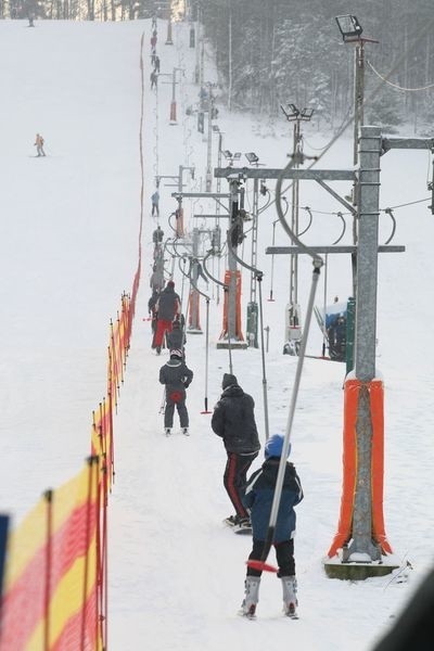 W Tumlinie leży około pół metra śniegu i są bardzo dobre warunki do szusowania.