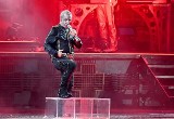 Casi la mitad de los alemanes quieren que se cancelen los conciertos de Rammstein.  Hasta los políticos comentan las acusaciones contra el capitán