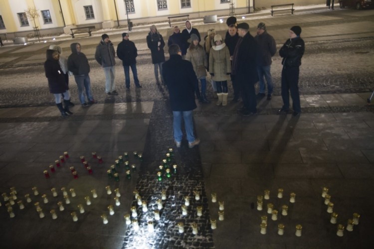 13 XII Pamiętamy. Akcja o północy (zdjęcia)