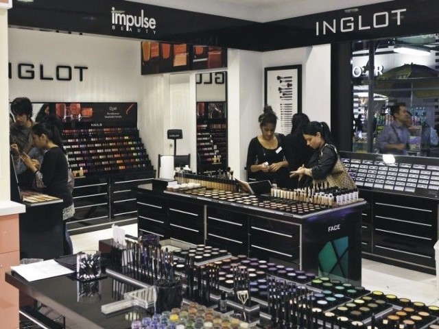 Inglot otworzył sklep w prestiżowym Macy's Herald Square w Nowym Jorku |  Nowiny