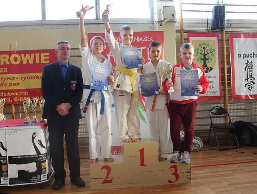 Kolejne medale młodych ostrołęckich karateków z klubu MKKK [ZDJĘCIA]
