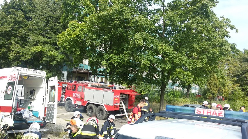 Wybuch gazu w szkole: Ćwiczenia strażackie