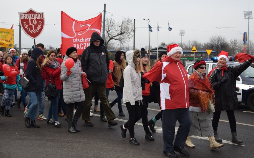 Uczestnicy marszu Szlachetnej Paczki w Grudziądzu byli w...