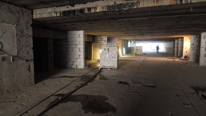 W Koszalinie trwa remont przejścia podziemnego przy dworcu...