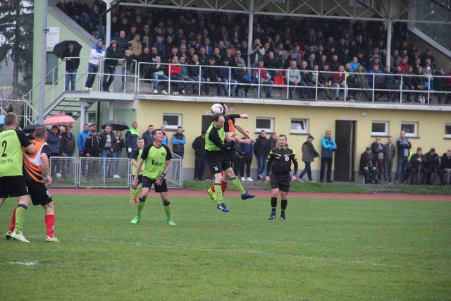 Zorza Zarzecze zremisowała z Błyskawicą Rożniatów 3:3 w meczu 18. kolejki przeworskiej klasy A