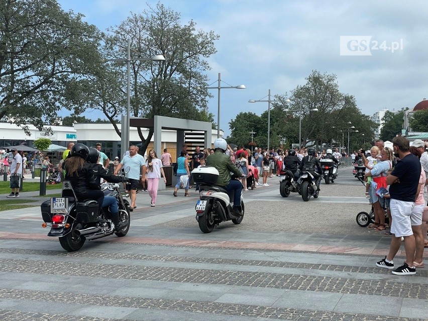 Rajd motocykli z Sułomina do Międzyzdrojów w ramach Pikniku...