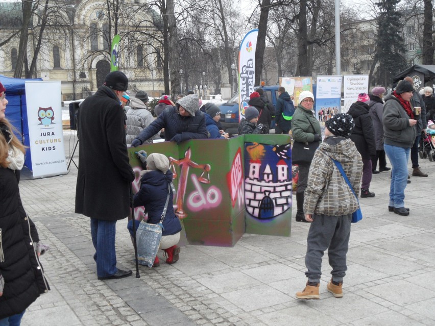 Happening w Częstochowie: zostaw w mieście 1 procent podatku [ZDJĘCIA]