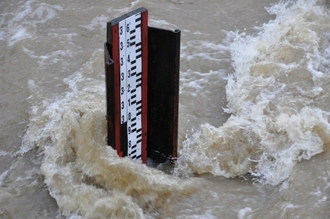Trzeci stopień ostrzeżenia przed wezbraniem wody w rzekach w Śląskiem!
