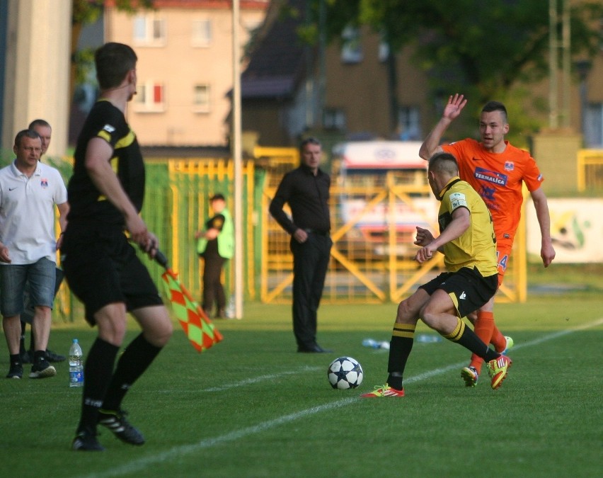 GKS Katowice - Termalica Nieciecza 1:1 [RELACJA, ZDJĘCIA]. Mistrzowie samobójów z Bukowej