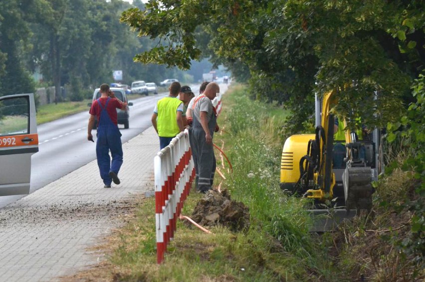 Przybysławice: Koparka uszkodziła gazociąg przy stacji...